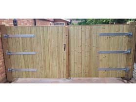 Matchboard Pair Flat Top Gates