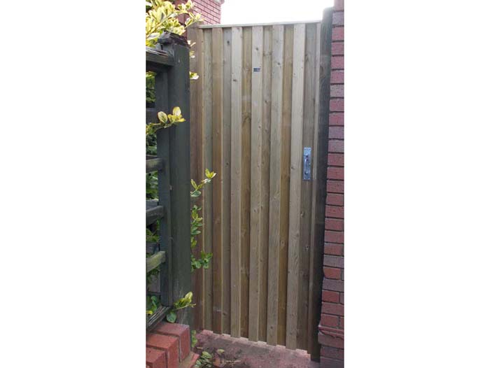 Woodcote Flat Top Gates